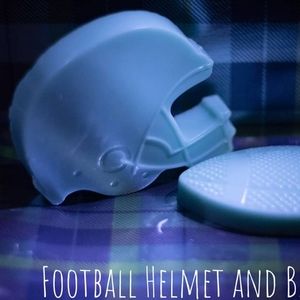 2D Helmet/Football Soap